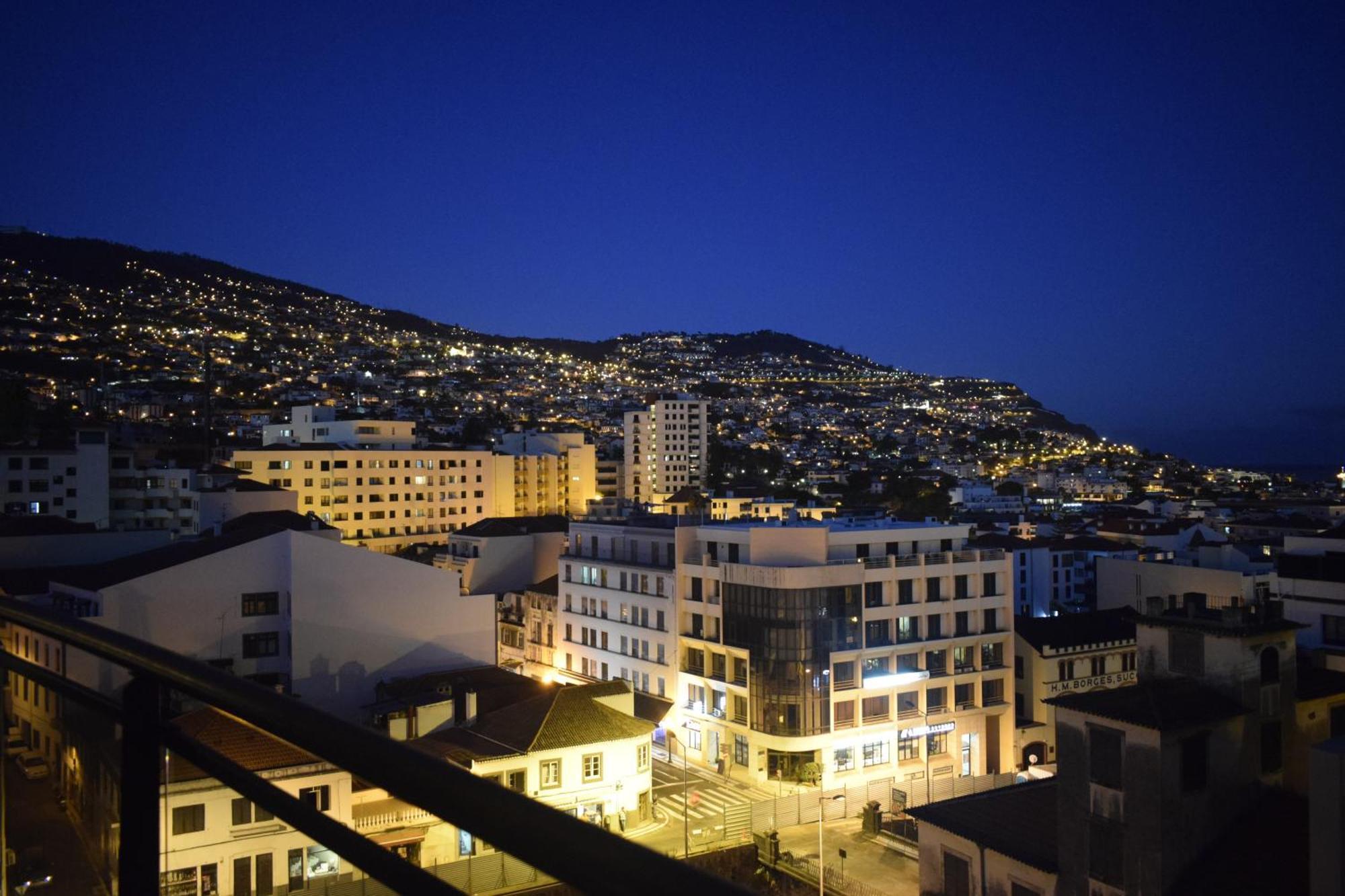 Casa Dos Filhos By Rent2U, Lda Appartement Funchal  Buitenkant foto