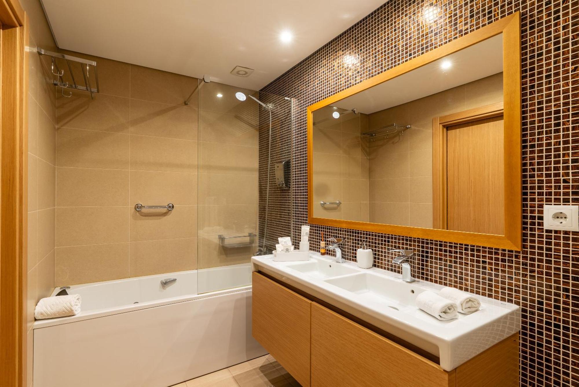 Casa Dos Filhos By Rent2U, Lda Appartement Funchal  Buitenkant foto